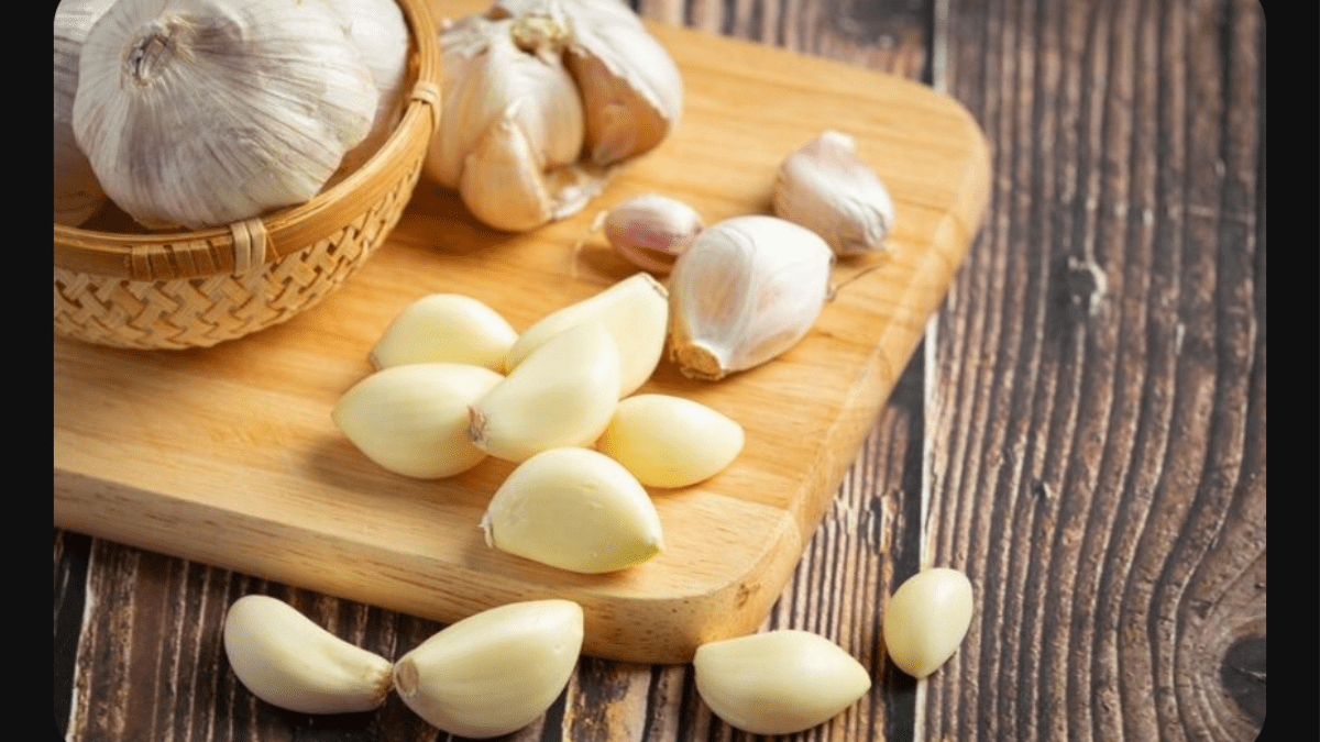 Cara Makan Bawang Putih Mentah: Manfaat, Teknik, dan Tips Efektif