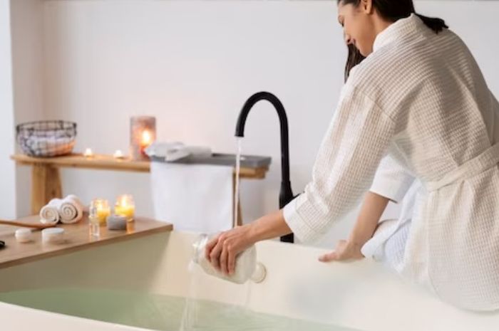 Manfaat Mandi Pagi untuk Kesehatan dan Kehidupan Harian
